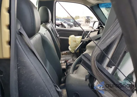 2005 Chevrolet Silverado C1500 из США, поврежденный, VIN 1GCEC14X35Z327120